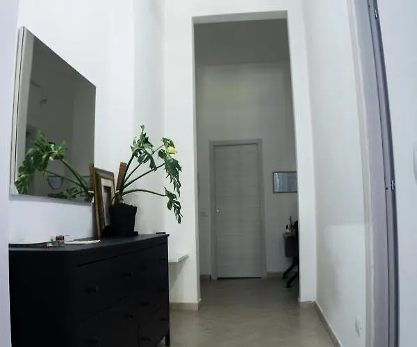 Cosmo Oda ve Kahvaltı 4*