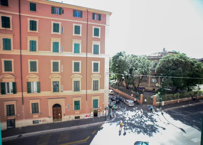 Oda ve Kahvaltı Cosmo Roma
